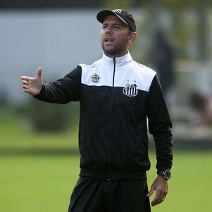 ‘Futuro é muito promissor’, afirma novo técnico das Sereias da Vila – Esportes