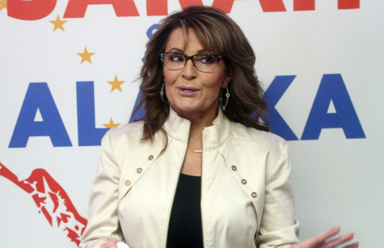 Sarah Palin sofre surpresa nas eleições do Alasca — RT World News