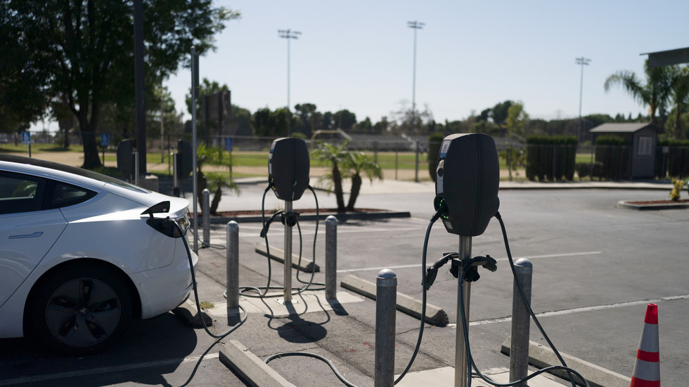 Não carregue carros elétricos, pede o governo da Califórnia – RT World News