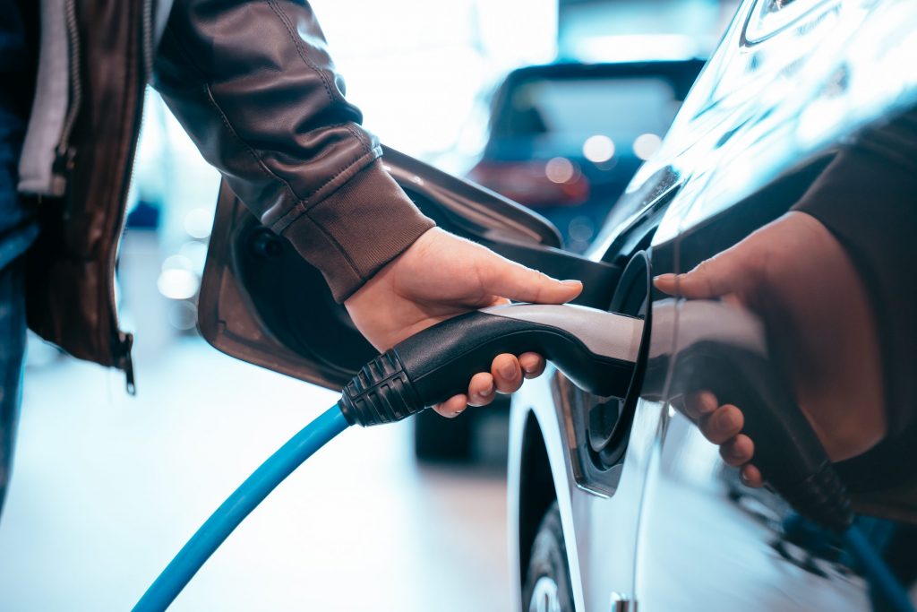 União Europeia a venda de carros extinguirá a gasolina a partir de 2035