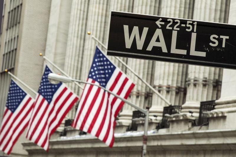 Wall St inicia temporada de negociações movimentadas no vermelho Por Reuters