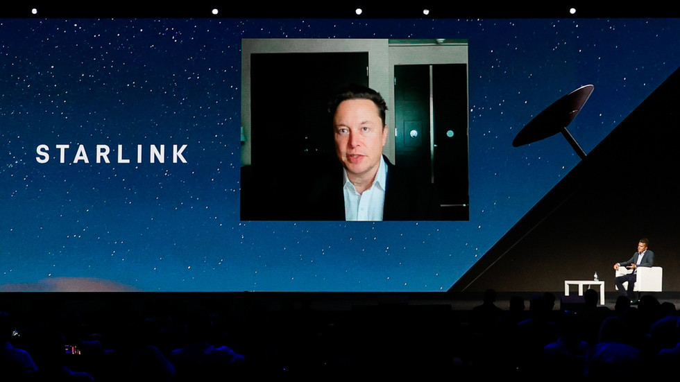 Musk elogia expansão do Starlink — RT World News