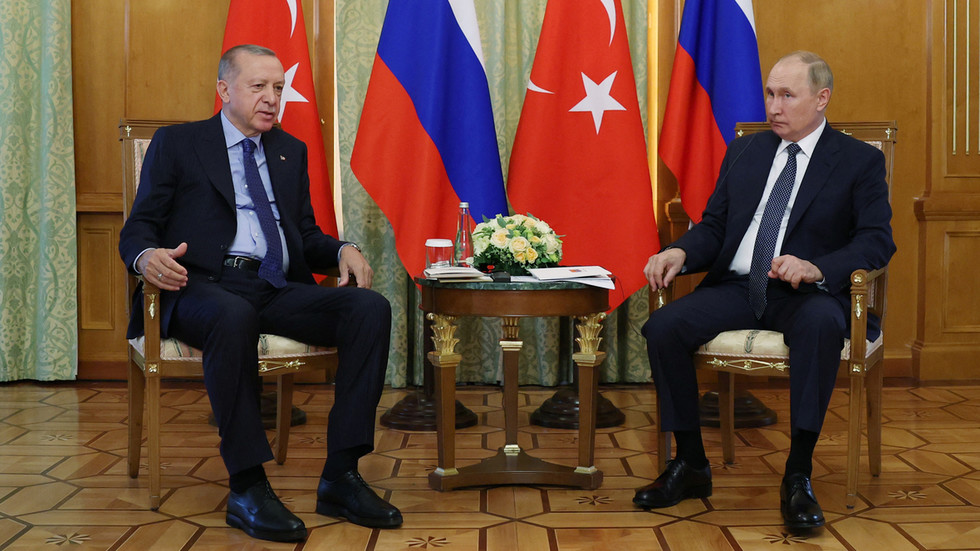 Rússia está buscando o fim rápido do conflito na Ucrânia – Turquia – RT World News