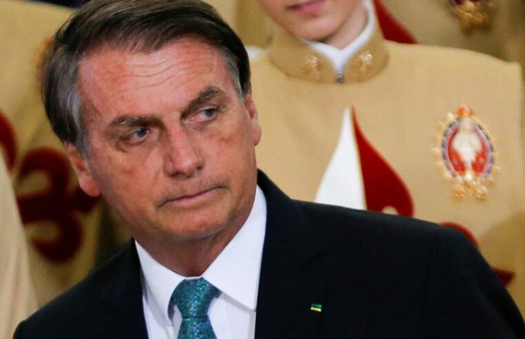 Bolsonaro repete Guedes e comemora previsão de deflação no trimestre Por Reuters