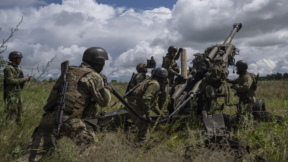 Ucrânia pode usar armas ocidentais contra ‘territórios tomados pela Rússia’ – EUA – RT World News