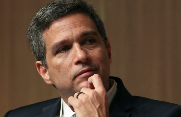 Desafio agora é integrar inovações, diz Campos Neto em evento de fintechs Por Reuters