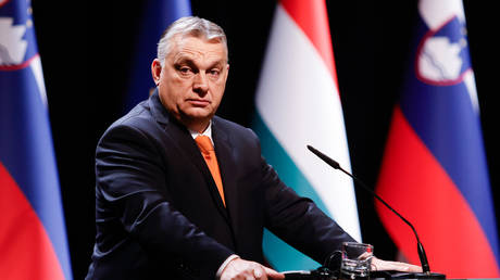 Após a saída do Reino Unido, a virada da Hungria para o leste mais uma vez expõe como o fanatismo liberal está destruindo a UE