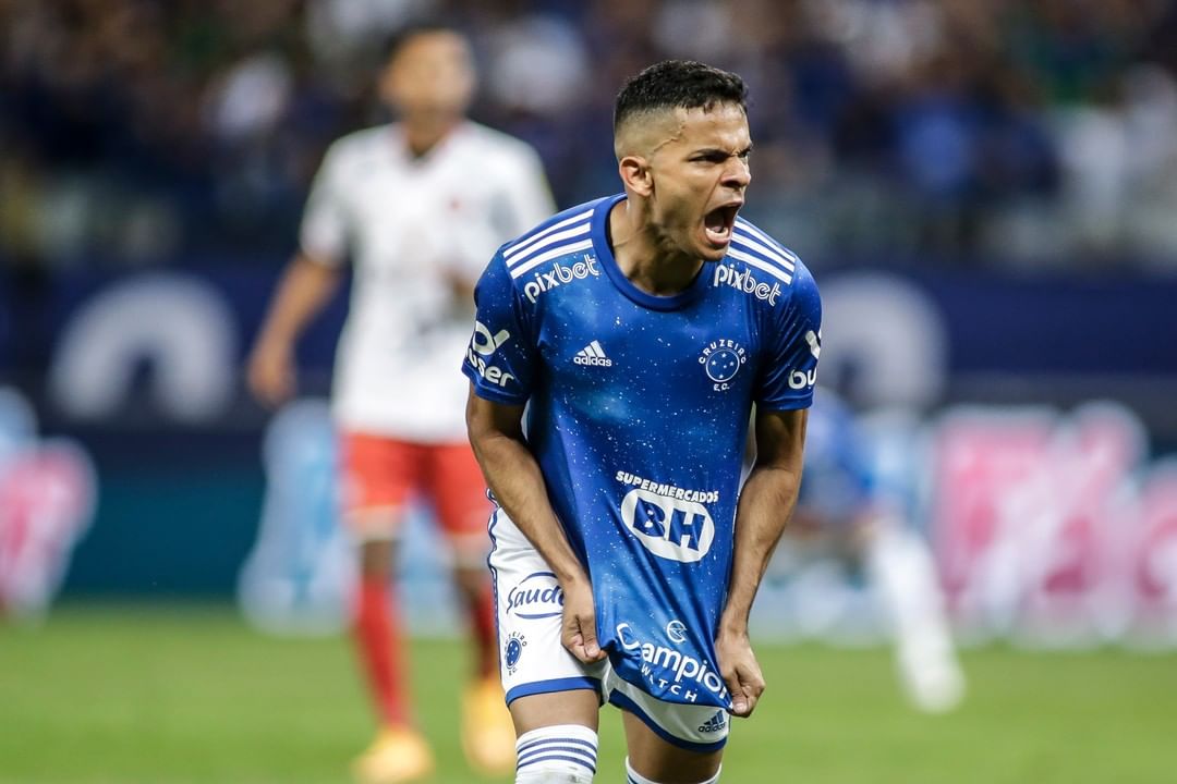 Bahia perde e Cruzeiro aumenta chances de título na Série B 2022