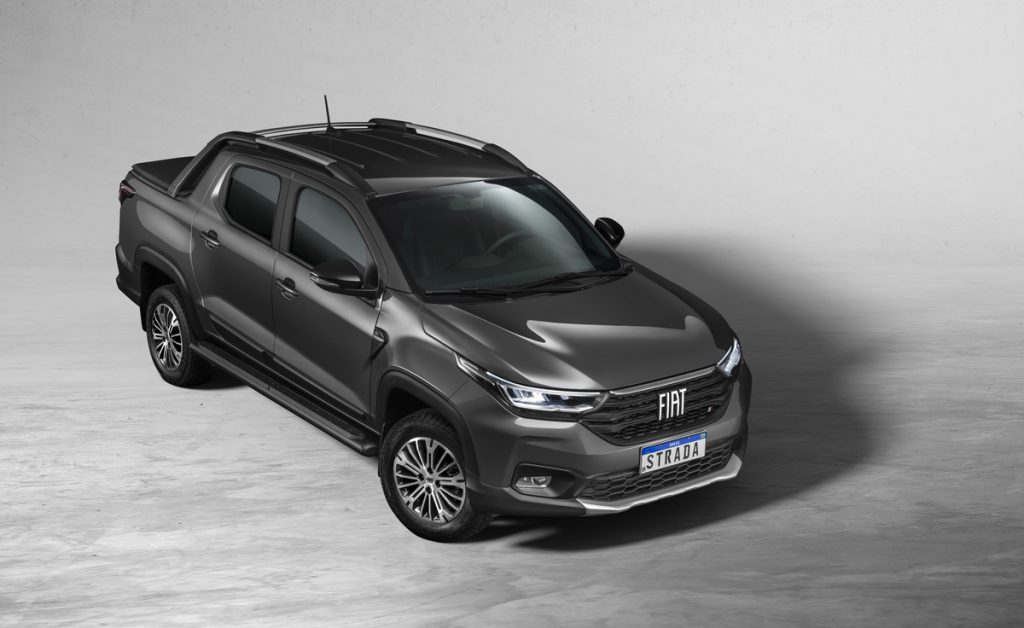 Carros mais vendidos em agosto;  Fiat Strada volta à liderança