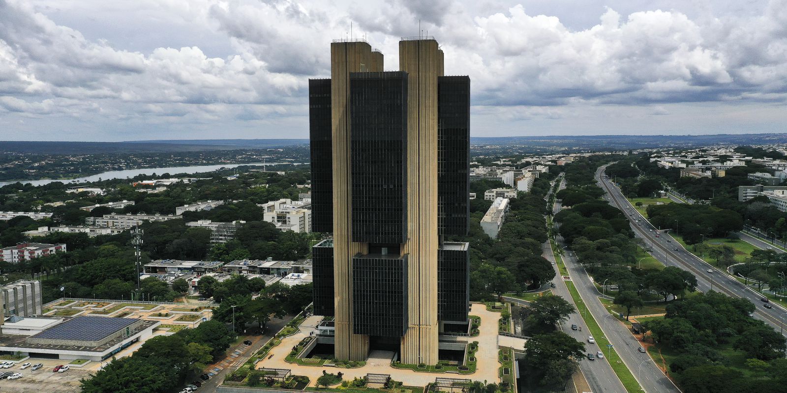 Copom faz sexta reunião do ano nesta semana