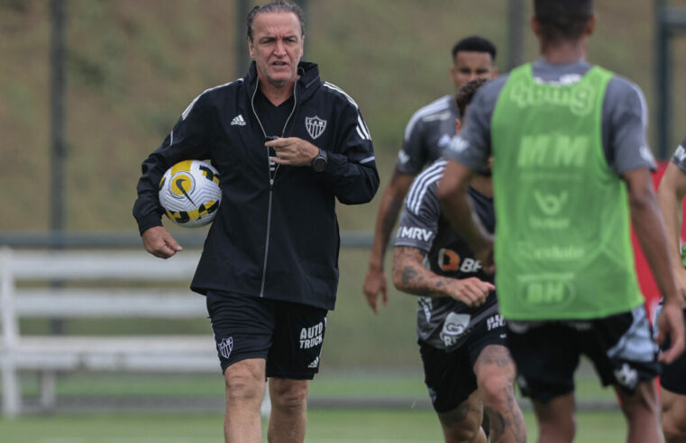 Cuca abre o jogo sobre problema do Galo nos bastidores