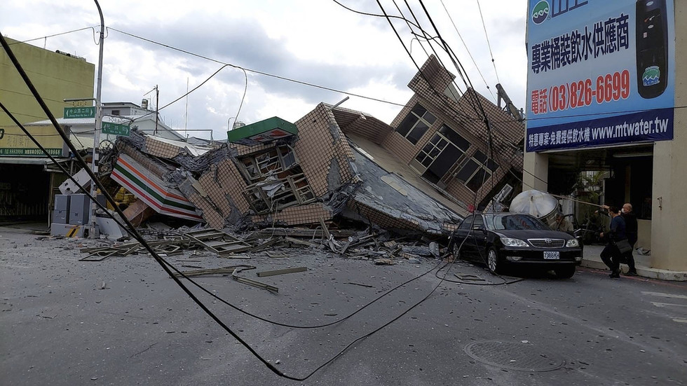 Dois terremotos consecutivos abalam Taiwan (VÍDEOS) — RT World News