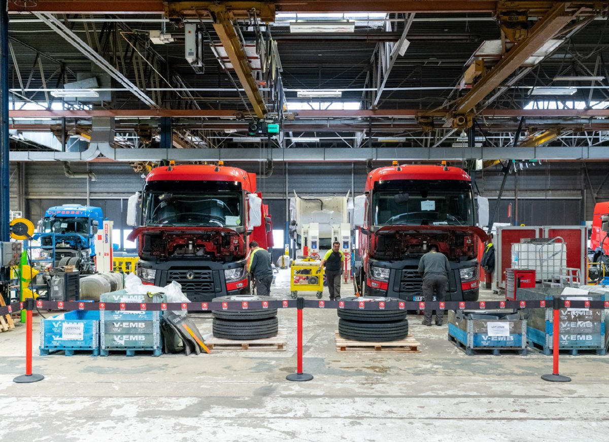 Fábrica da Renault recicla caminhões;  entenda essa novidade inédia