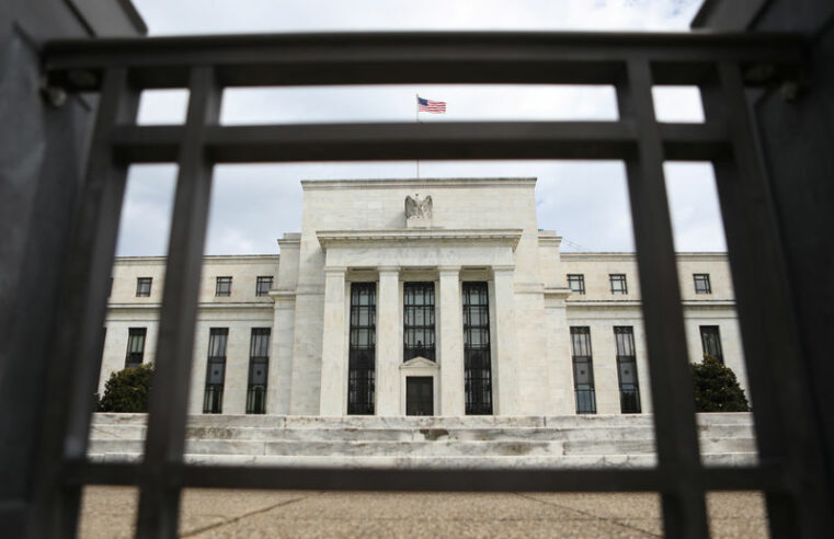 Fed vai causar mais danos à economia global, diz Paul Krugman Por Investing.com