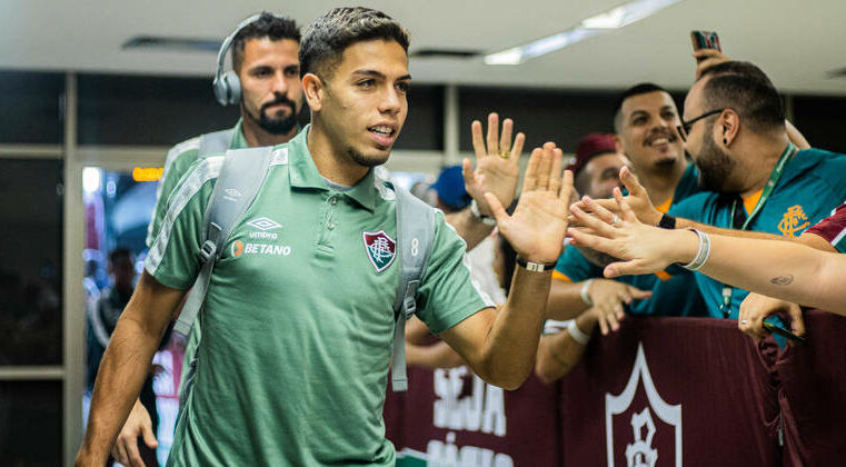 Fluminense decide comprar volante Nonato após proposta do exterior – Esportes