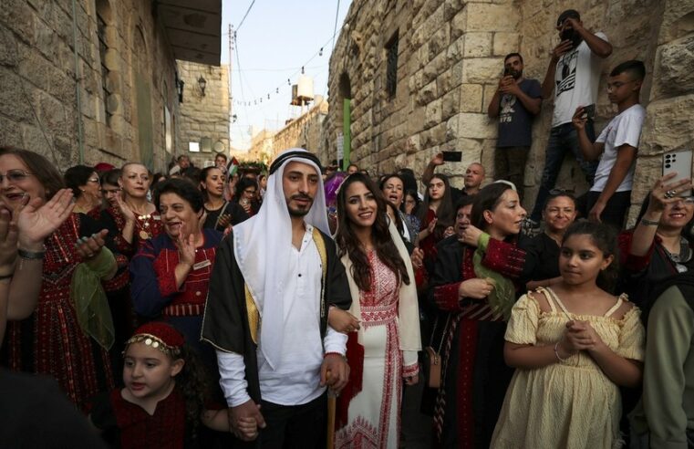 Israel ordena que estrangeiros relatem se apaixonar por palestinos — RT World News
