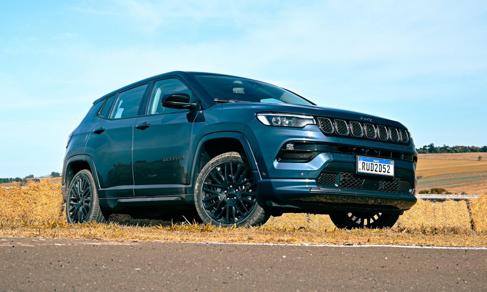 Jeep Compass 2033 e Jeep Commander 2023 mais habilitados