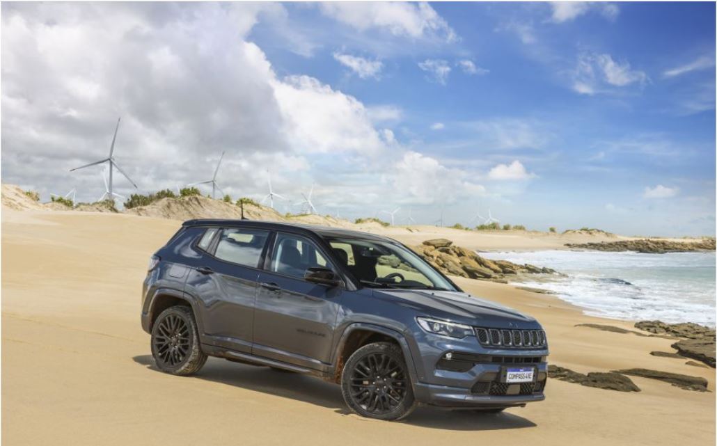 Assista aos vídeos das aventuras com o Jeep Compass e Commander