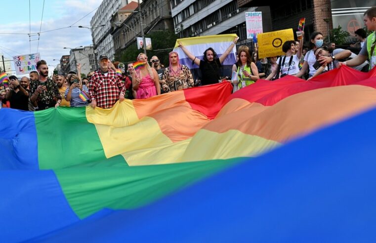 Líder sérvio explica por que evento LGBTQ deve ser cancelado — RT World News