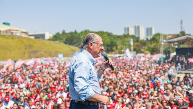 Ministra do TSE nega remoção de falas antigas de Alckmin contra Lula