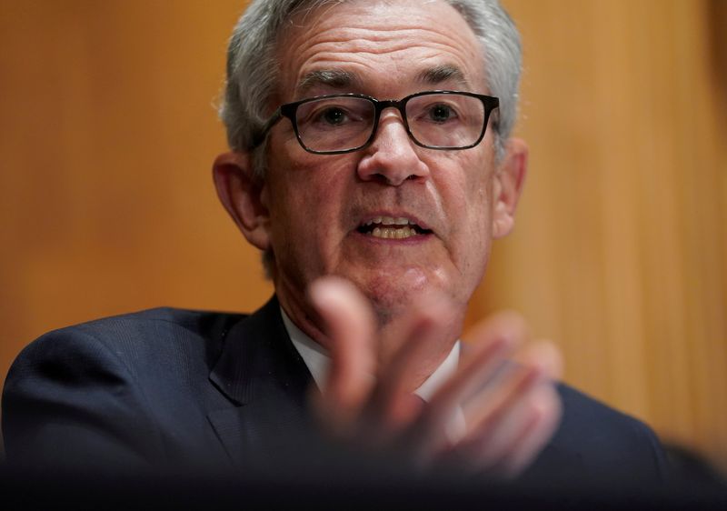 Powell diz que mercado imobiliário deve passar por “correção” Por Reuters