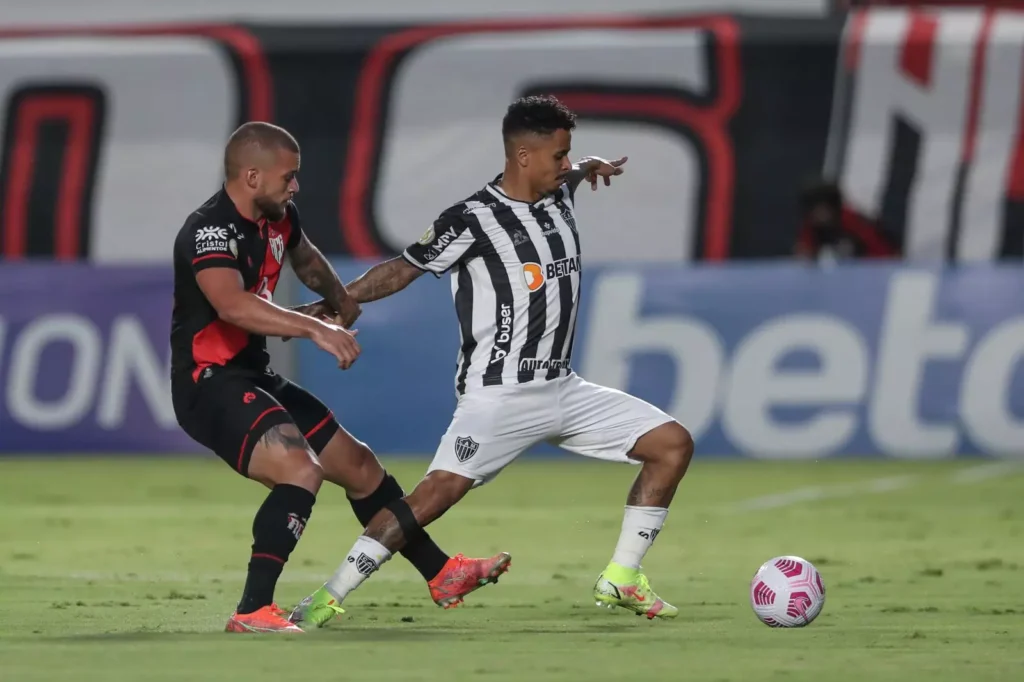 Qual canal vai passar ao vivo Atlético-GO x Atlético-MG no Brasileirão 2022?