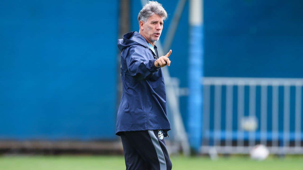 Renato ganha ‘reforços’ para o jogo do Grêmio contra o Sampaio Corrêa
