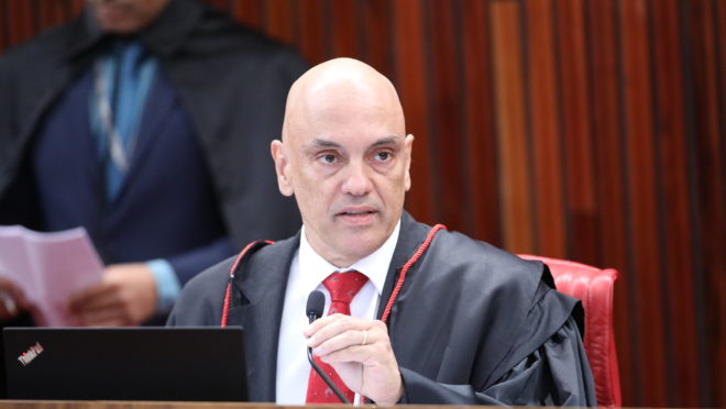 Moraes diz que TSE “não tolerará” assédio eleitoral