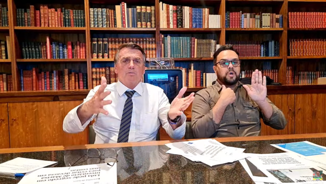 TSE mantém veto a “lives” de Bolsonaro no Alvorada para propaganda