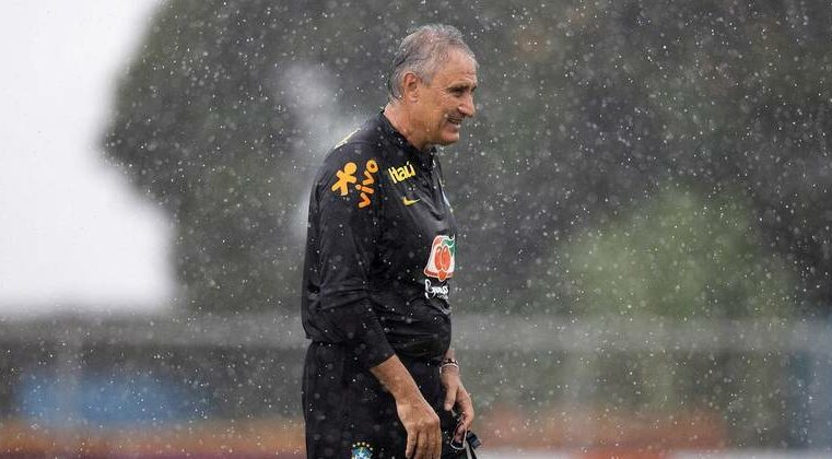 Tite nega ser retranqueiro e diz que equilíbrio fará quinteto ofensivo do Brasil funcionar – Esportes