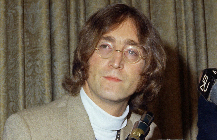 Tribunal decide sobre apelação do assassino de John Lennon — RT World News