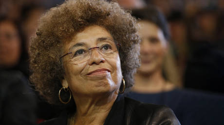 A ativista política norte-americana Angela Davis.