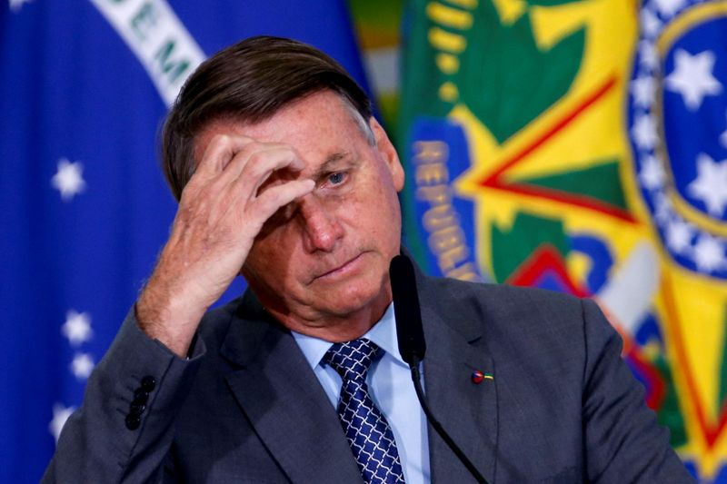 Aliado de Bolsonaro diz que setor do agronegócio pode se adaptar à vitória de Lula Por Reuters