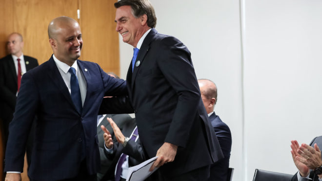 Quem sai e quem entra na “base raiz” de Bolsonaro na Câmara em 2023