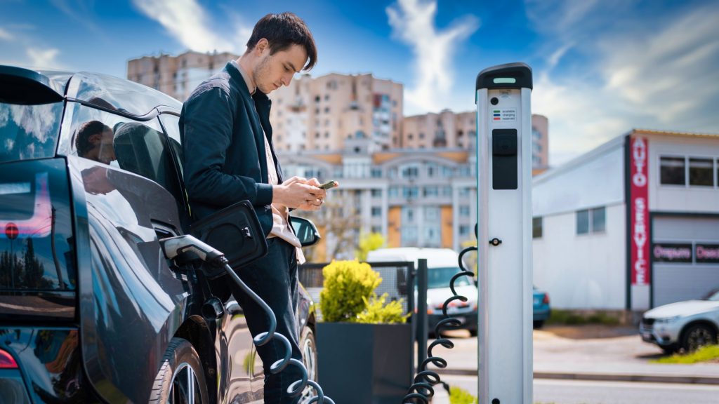 A rede de compras da Multiplan agora conta com eletropostos de carregamento para carros elétricos em todas as unidades