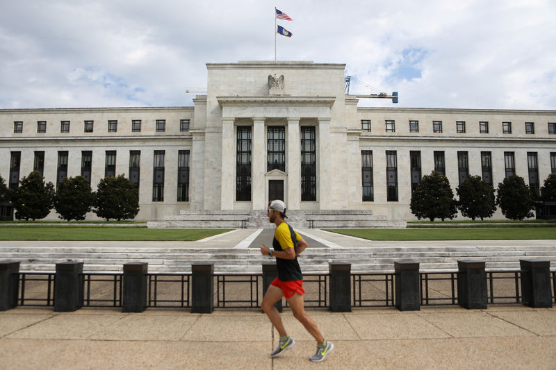 George, do Fed, repete pedido por trajetória mais estável e lenta de aumentos de juros Por Reuters
