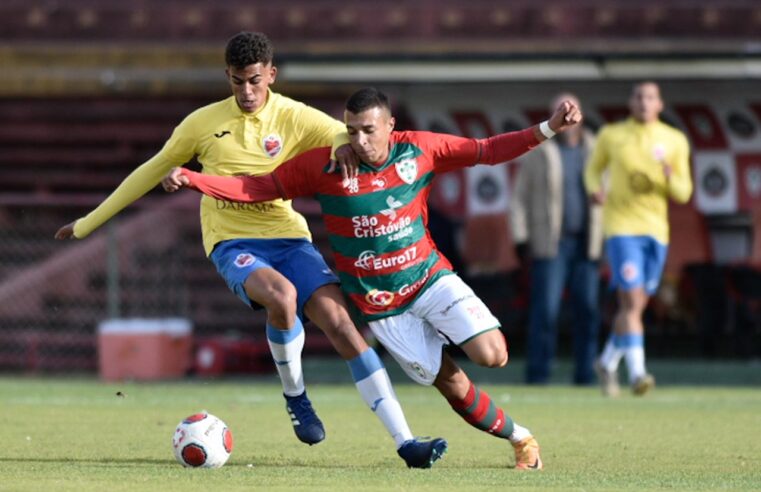 Portuguesa recebe o Santos para sair na frente por vaga na final