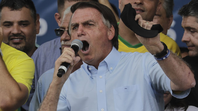 Qual será a postura de Bolsonaro no debate da TV Globo