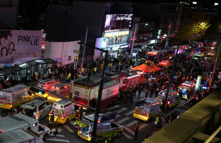 Muitos estrangeiros mortos na debandada de Seul — RT World News