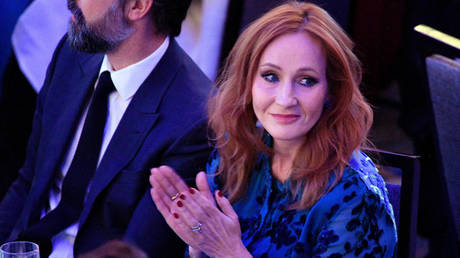 A política trans escocesa coloca as mulheres em perigo – JK Rowling