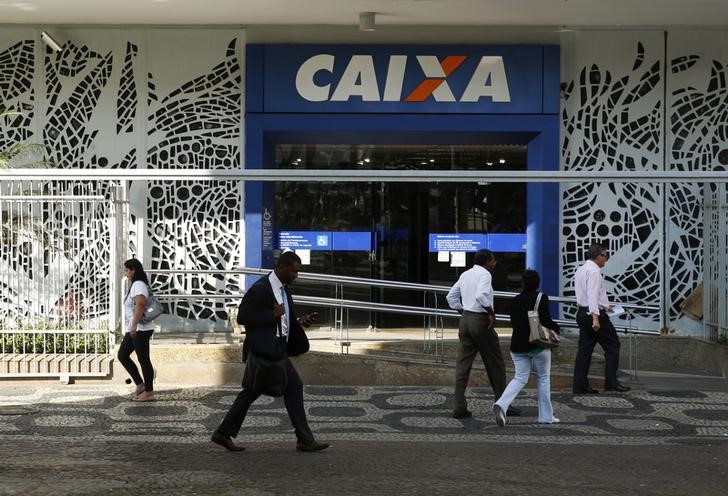 Caixa suspende operações consignadas no Auxílio Brasil Por Agência Brasil