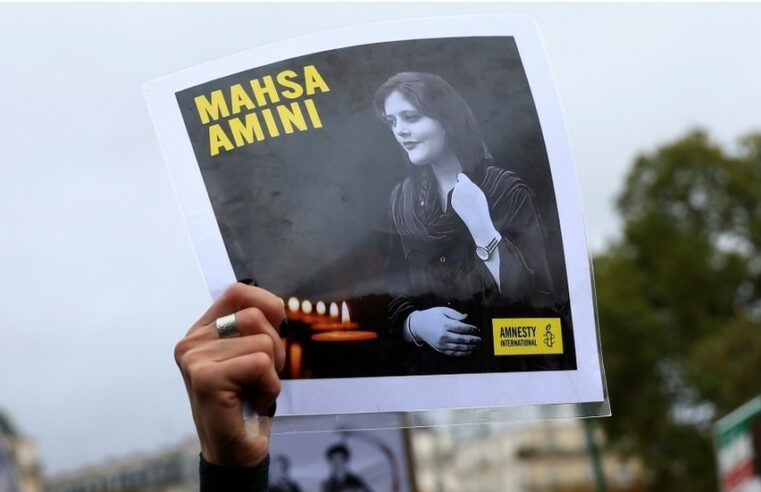 Causa da morte de Mahsa Amini revelada por legista iraniana — RT World News