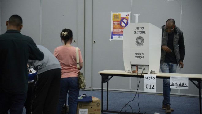 Cobertura em tempo real da votação na Gazeta do Povo