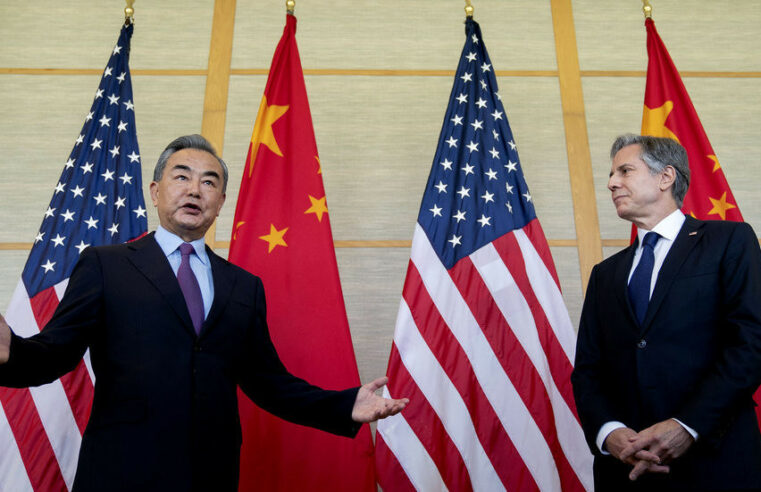 EUA e China discutem rivalidade bilateral — RT World News