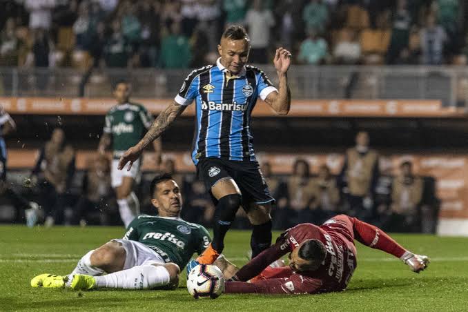 Jornalista comenta vitória do Palmeiras e lembra das ’Parmeradas’