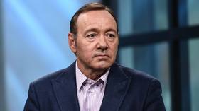 Kevin Spacey condenado a pagar mais de US$ 30 milhões