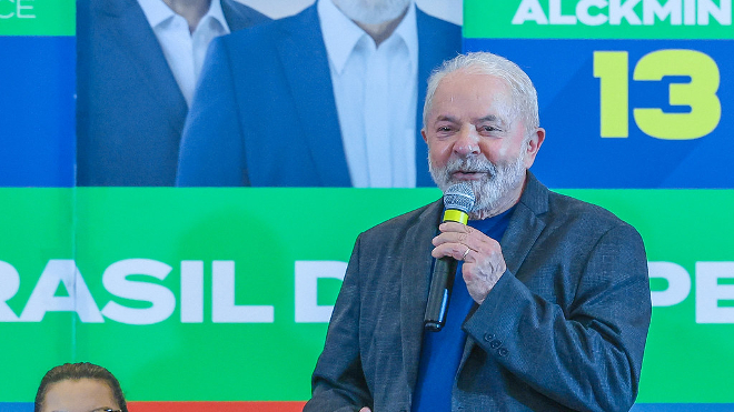 TSE concede direito de resposta a Lula no Twitter de Bolsonaro