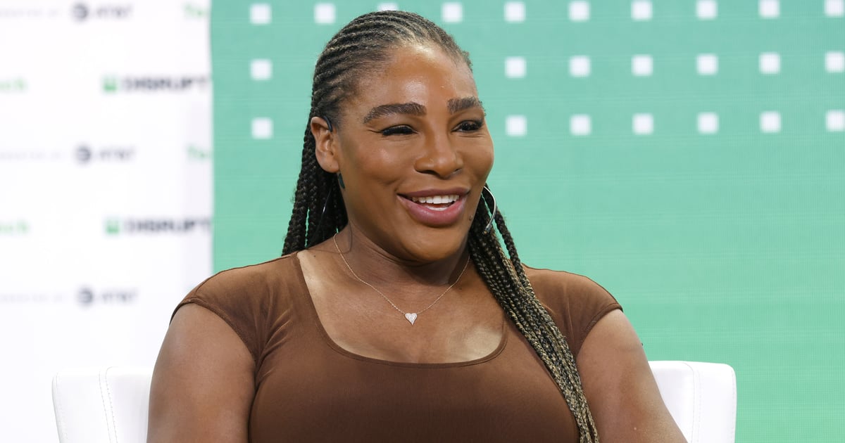 Minissaia Argyle de Serena Williams e saltos marrons combinando