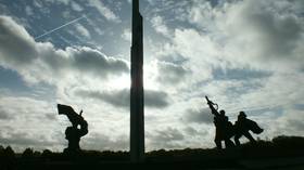 Estado do Báltico destruiu monumento da Segunda Guerra Mundial apesar de alerta da ONU