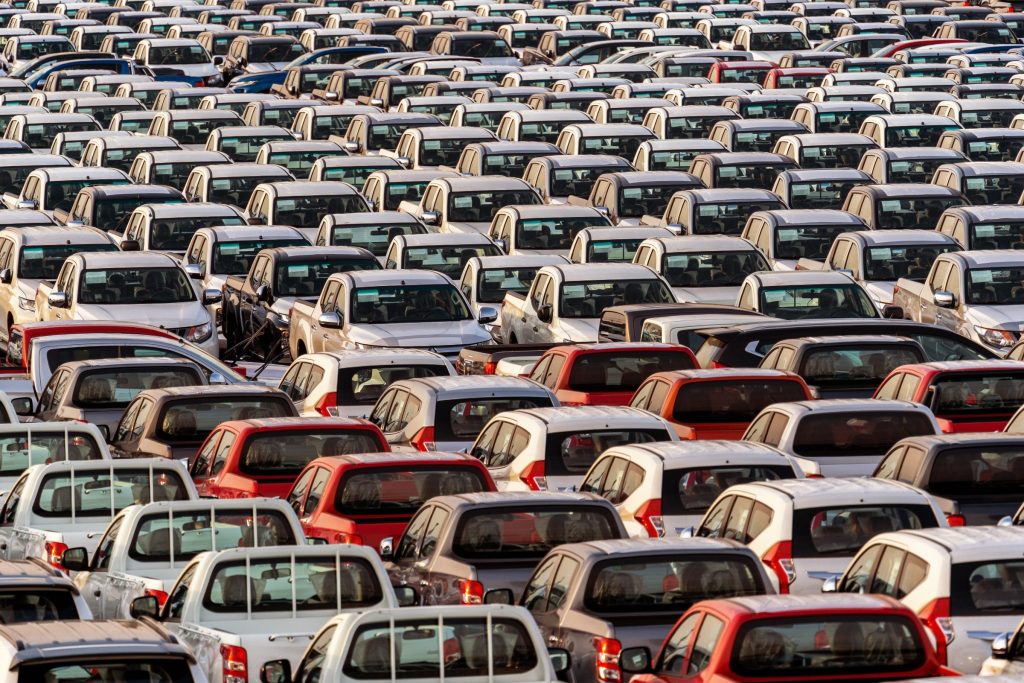 De acordo com o levantamento da Anfavea, a produção nacional de veículos fechados o trimestre com mais de 11% de alta
